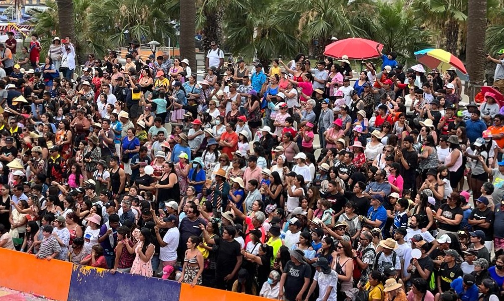 ¡Récord de público! 250 mil fanáticos han participado en el Carnaval de Arica